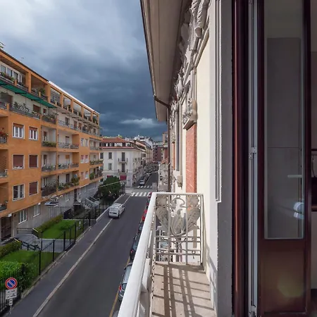 Ihost Cozy - Agnesi 15